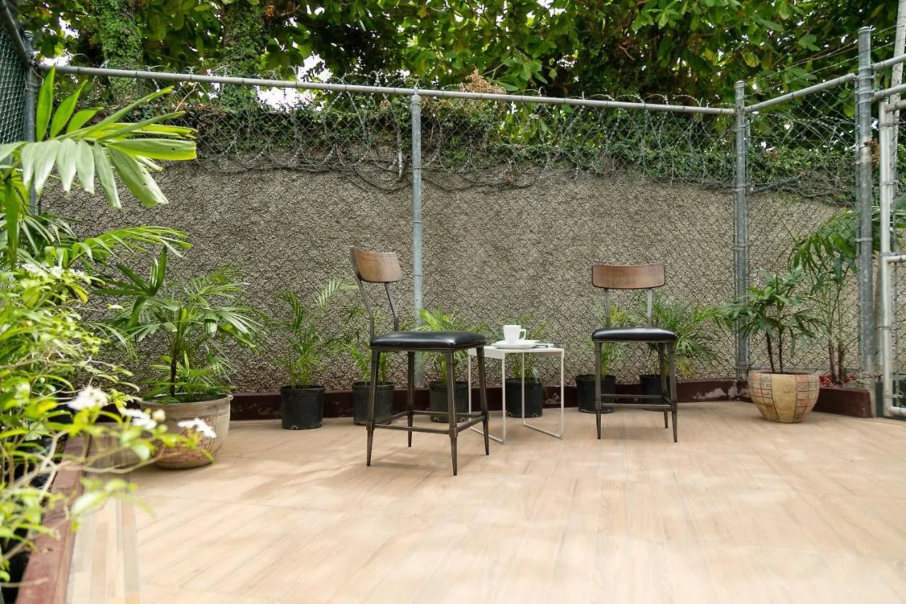 Apartment Kingston Vacation Rentals At Delightful Townhouse Near Halfway Tree, Kingston Jamaica